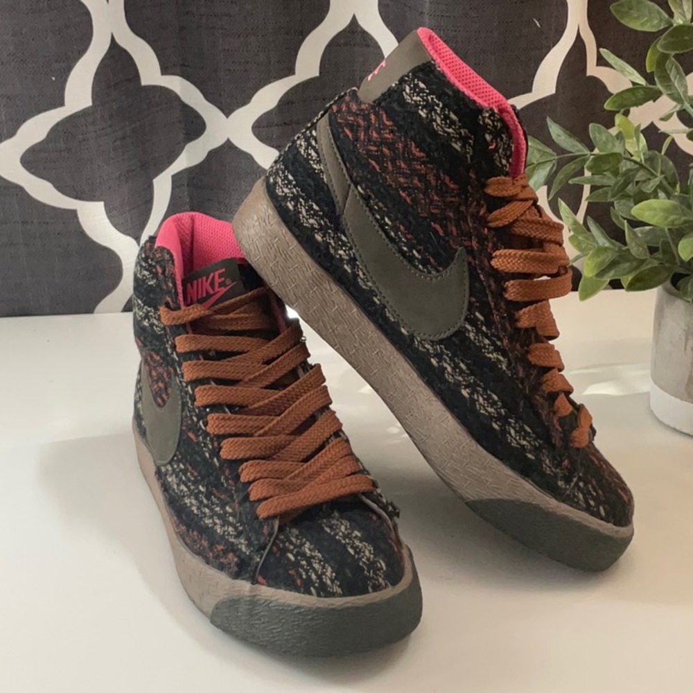 Womens Nike High Tops Sz 5, Nike Blazer Mid Premium, Southwest Vibe